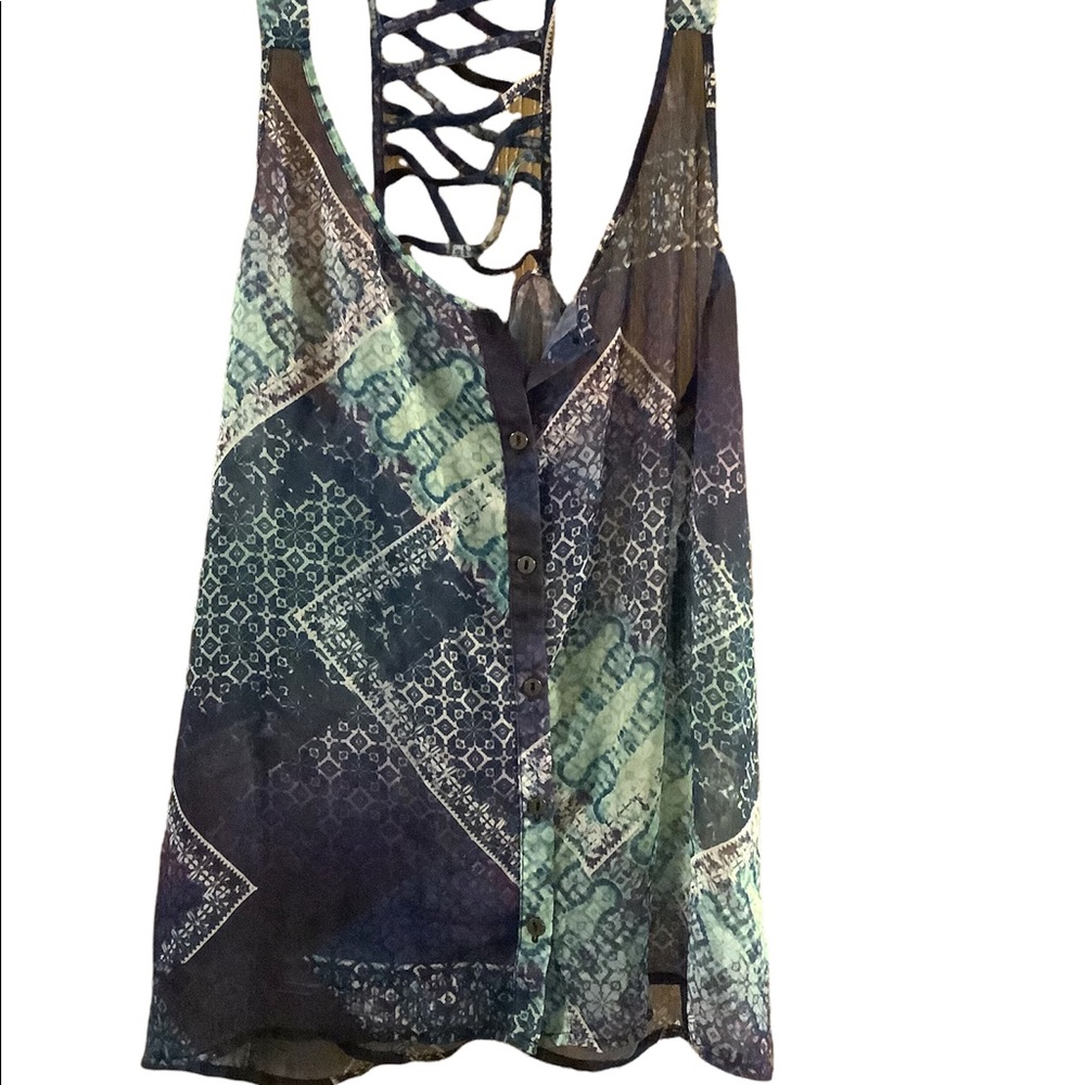 Multicolored Tank Overlay